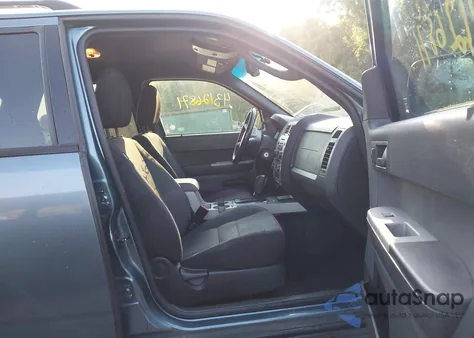 2010 Ford Escape Xlt из США, поврежденный, VIN 1FMCU0D71AKD02715